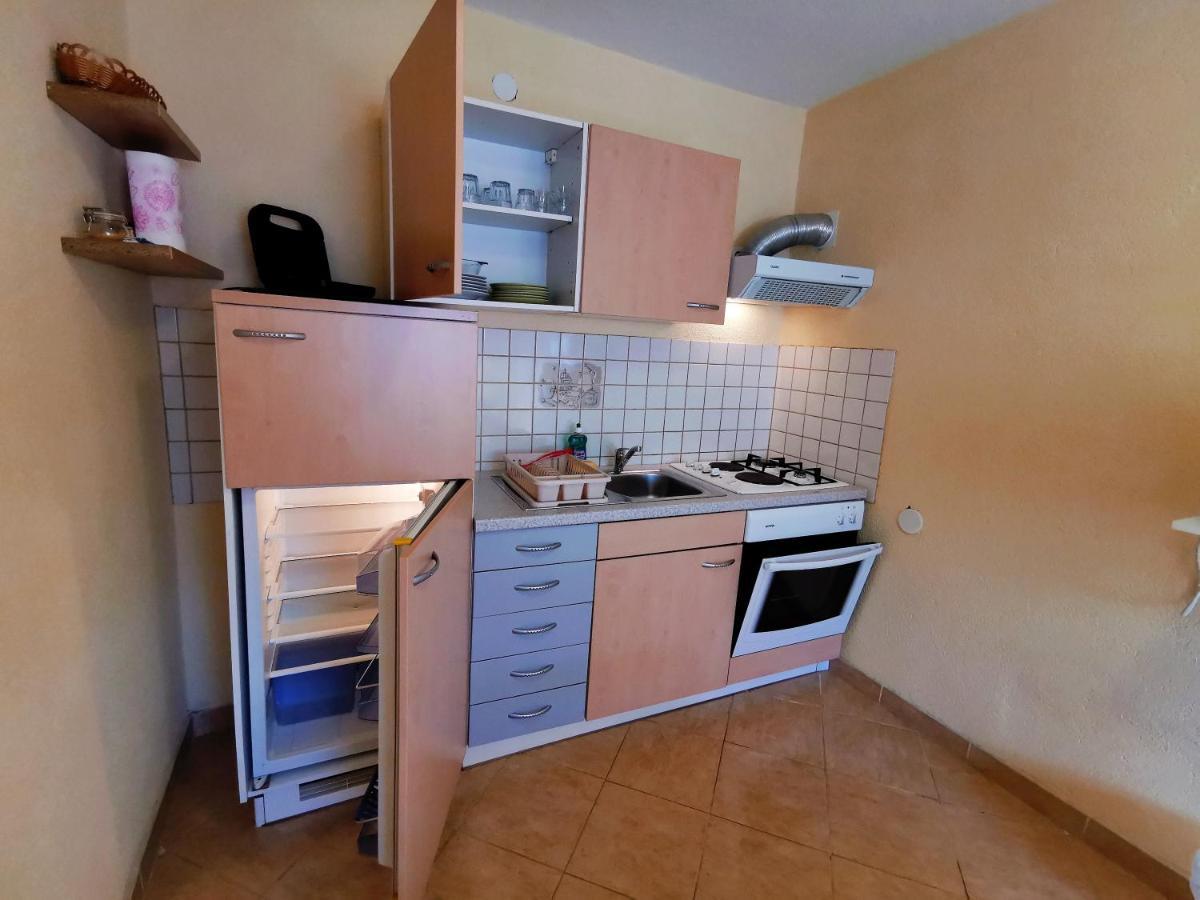 Apartments Ivan Vir Exterior photo